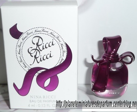 Miniature Ricci Ricci Grande boite Eau de Parfum 4 ml.